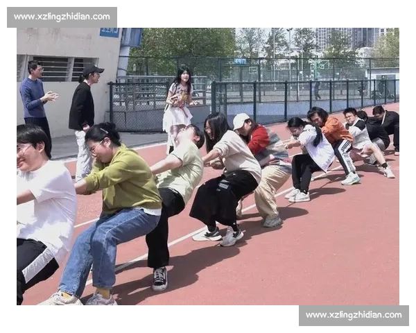 拔河比赛中的团队精神与坚持不懈的力量展示